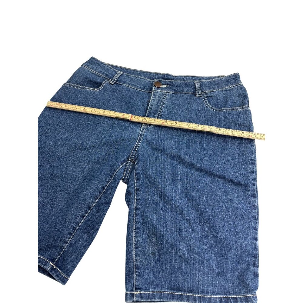 Womens Faded Glory Denim Bermuda Shorts Size 14 - Picture 8 of 10